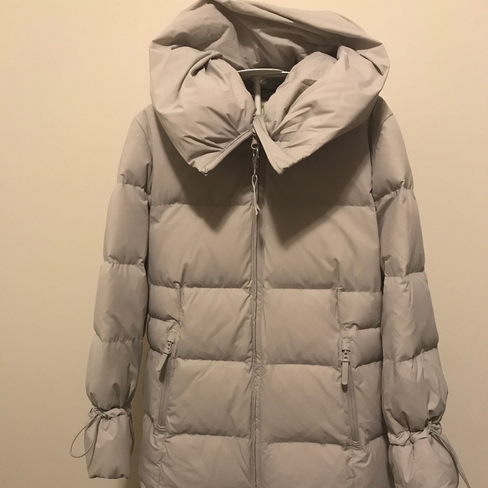 Cole Haan quilted grey down puffer (xs) worn once